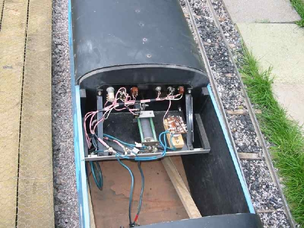 Carbon pile controller